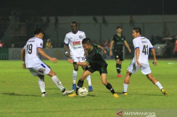 Arema melaju ke final setelah tekuk Kalteng Putra