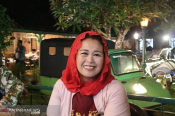 Yenny Wahid berbicara tentang golput
