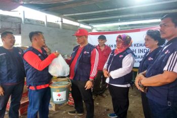 PMI berikan bantuan untuk korban kebakaran kawasan Puntun