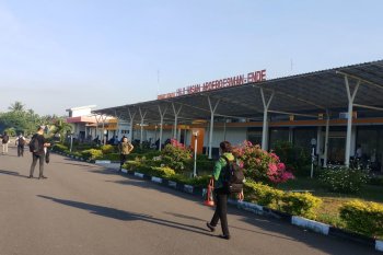 Pemkab Ende siapkan lahan perluas terminal Bandara Aroeboesman