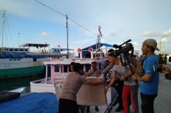 KPU Sulsel distribusikan logistik lebih awal ke pulau terluar