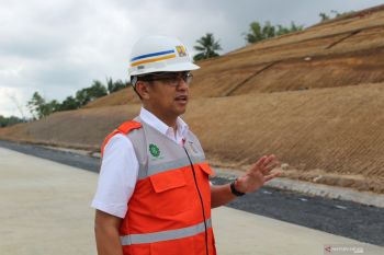 Ruas tol Manado-Bitung sepanjang 25 kilometer dioperasikan Oktober