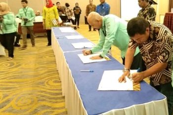 Bupati Sumendap 'merevolusi' pelayanan pemerintah kepada masyarakat