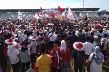 Joko Widodo optimis raup 60 persen suara di Karawang