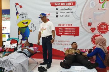 Pelni Baubau gelar bakti sosial dan donor darah