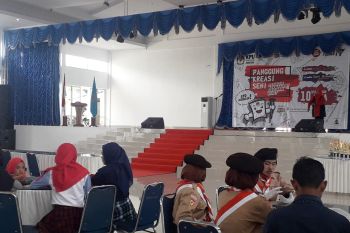 Melalui pentas seni, KPU Pasaman Barat ajak kaum milenial tidak golput