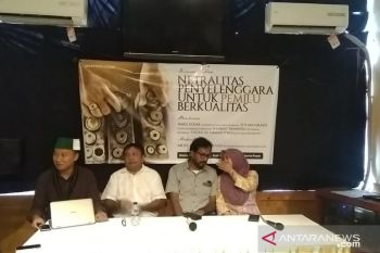 Pengamat: isu pencoblosan surat suara di Malaysia segera diatasi