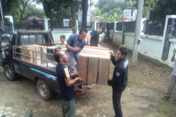 BBKSDA evakuasi dua ekor beruk terlantar di objek wisata Popoh