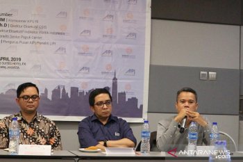 Peran ulama sangat berpengaruh dalam politik.