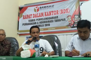 Bawaslu Pariaman bentuk empat tim patroli tolak politik uang