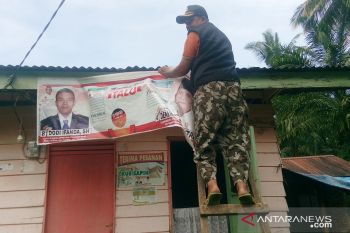 Bawaslu Pasaman Barat Mulai "Bersih-bersih" Alat Peraga Kampanye