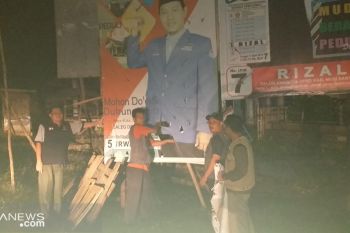 Banwaslu Muba  "sapu bersih" Alat Peraga Kampanye