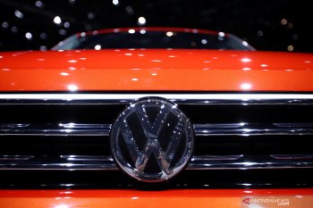 Produsen mobil investasi 60 miliar Euro untuk mobil listrik-otonom