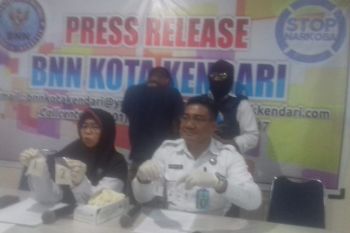 BNN Kendari amankan 100 gram sabu-sabu tak bertuan