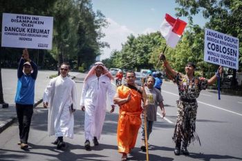 Aksi damai menolak golput