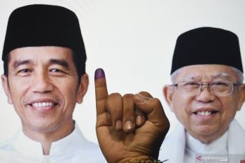 Joko Widodo-Ma'ruf Amin menang telak di TPS Bupati-Wabup Jember