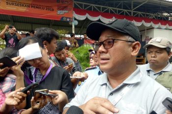KPU mengimbau masyarakat selesaikan masalah pemilu sesuai aturan