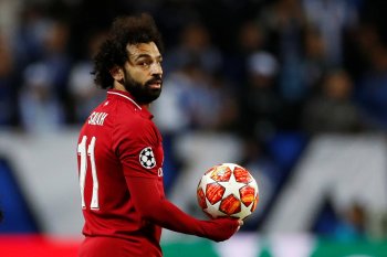 Penyerang LIvervol Salah:  serukan kaum pria perlakukan kaum perempuan  lebih baik