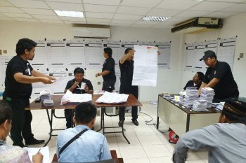 KPU rekapitulasi  suara Pemilu di luar negeri