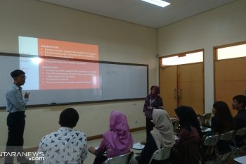 Meneladani Kartini di tengah revolusi industri 4.0