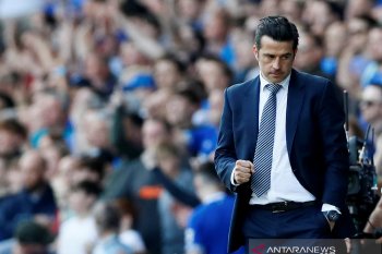Silva: Everton harus manfaatkan momentum usai bantai MU