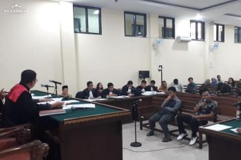 Adik Khamami akui pernah berikan uang ke kejaksaan dan LSM