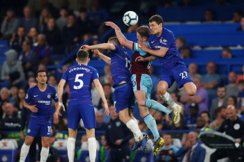 Chelsea bermain imbang lawan Burnley