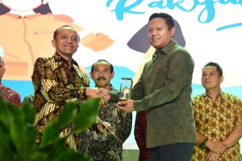 AMNT terima penghargaan dari Kementerian Lingkungan Hidup dan Kehutanan
