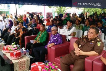 Murid di Sultra diajarkan gemar menanam pohon