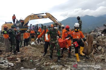 Santunan duka untuk 1.383 korban bencana Palu sedang disalurkan bank