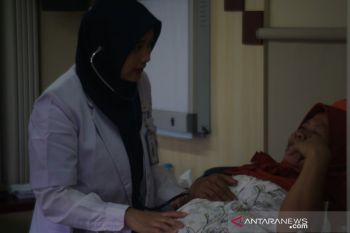 400 pasien manfaatkan "rail clinic"  KAI