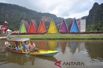 Pekanbaru residents prefer holidays to West Sumatra rather than Riau
