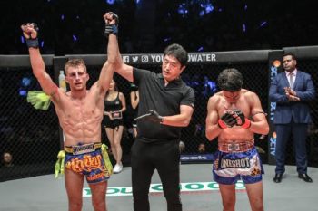 Jonathan Haggerty bertekad copot gelar petarung legendaris dari Thailand