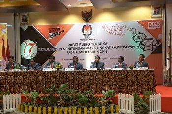 Tak ada komisioner KPU yang hadir, rapat pleno diskors