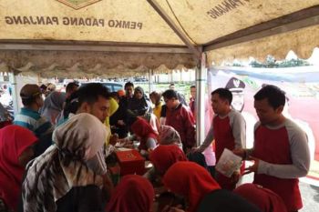 Padang Panjang sediakan sembako murah bagi warga yang bayar PBB-P2