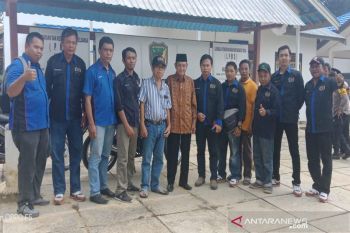 PWI  Barito Utara bakti sosial di Desa Sabuh