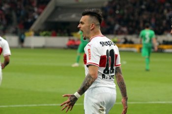 Stuttgart jauhi degradasi setelah tumbangkan Gladbach