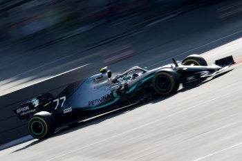 Bottas juarai GP Azerbaijan