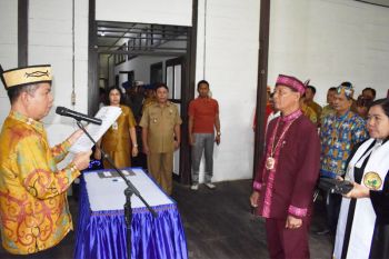 Bupati minta Damang Adat jaga kedamaian dan persatuan di Kabupaten Kapuas