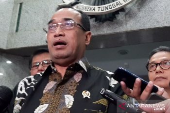 Menhub tunggu klarifikasi atas laporan keuangan Garuda