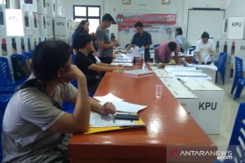 Pleno rekapitulasi di kecamatan masih berlangsung