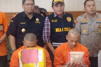 Bea Cukai Bali gagalkan penyelundupan pil ekstasi dari Jerman
