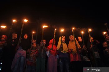Pawai obor sambut ramadhan