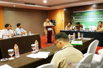 Kelapa sawit Kotawaringin Timur terluas di Indonesia