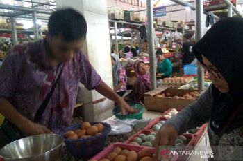 Bertahan tinggi, harga sejumlah barang kebutuhan di Purwokerto