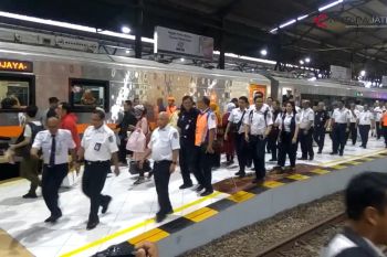Video - Dirut KAI cek kesiapan masa Angkutan Lebaran 2019 di Purwokerto