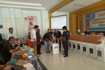 KPU Palembang selesaikan rekapitulasi surat suara sebelum Ramadhan