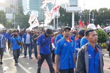 Kartu sembako murah bisa menjawab tuntutan buruh