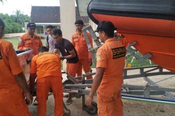 Kapal barang pengangkut komoditas pertanian tenggelam di perairan Kabupaten Bima