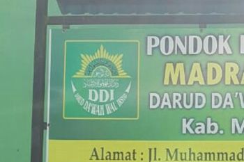 Pimpinan Ponpes Majene imbau masyarakat jaga keamanan